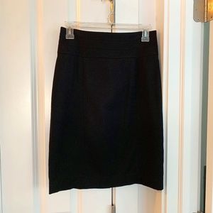 H&M Modern Classic Black Pencil Skirt
